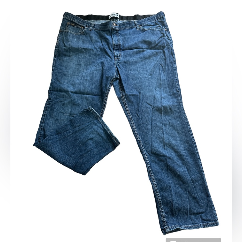 Lee Premium Select Relaxed Straight Leg size 48x32 Big and Tall